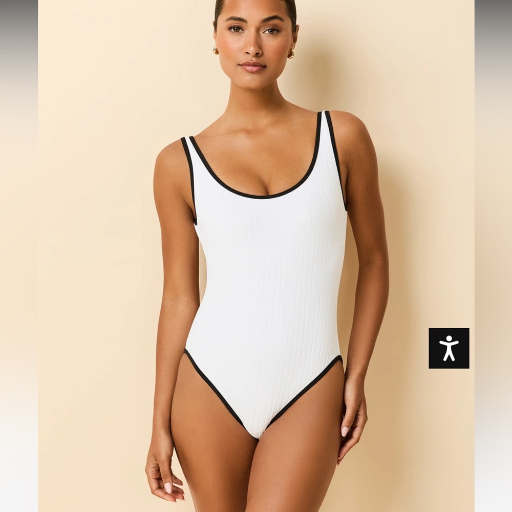 Anne-Marie Ribbed One Piece Optic White